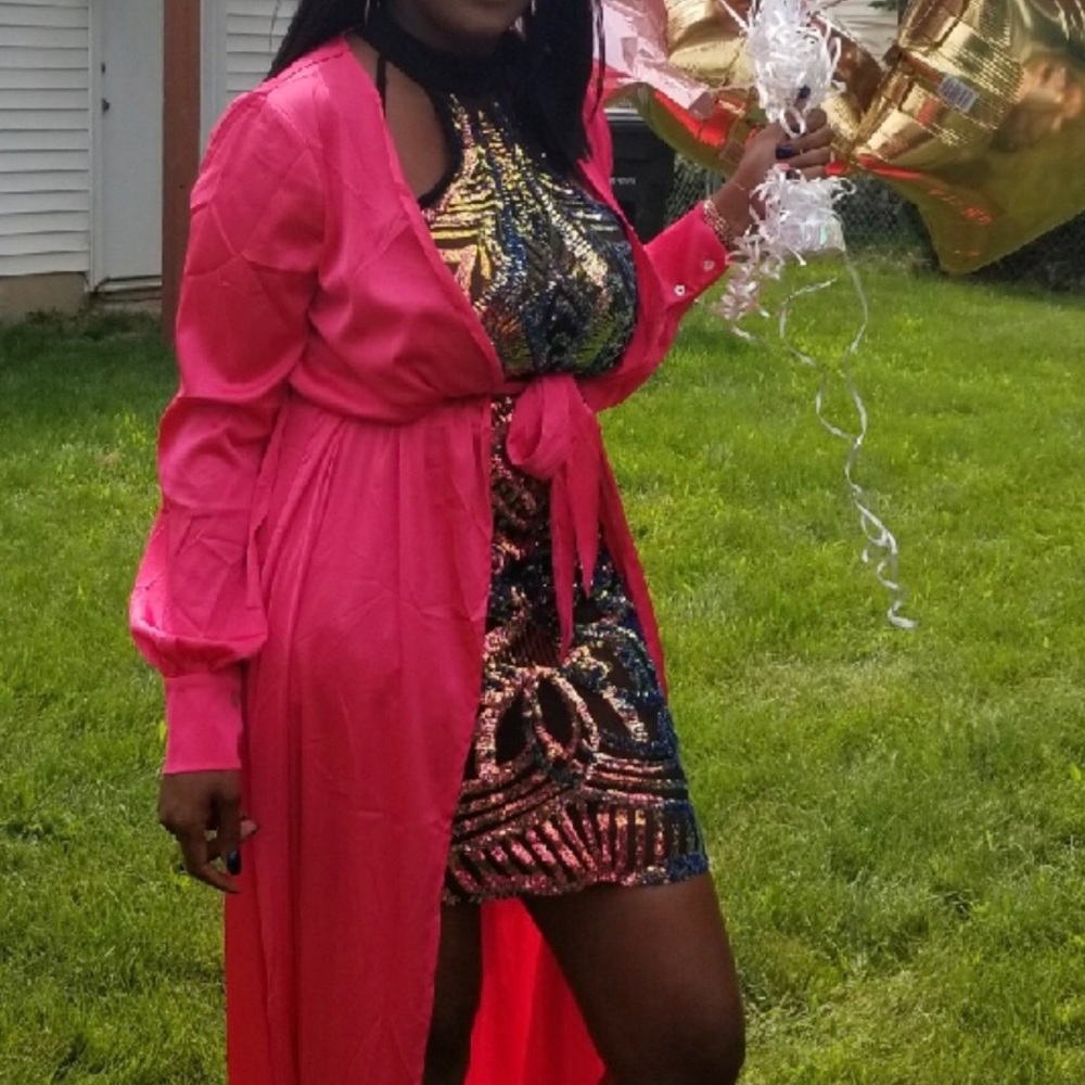 Custom dress - Picture 2 of 2